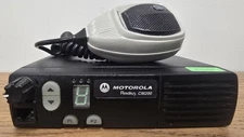 Motorola CM200 VHF 146-174 MHz 45 Watt Radio AAM50KQC9AA1AN Buy 1-9 units w mic