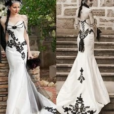 Black and White Mermaid Wedding Dress Beading Lace Appliques Vintage Bridal Gown