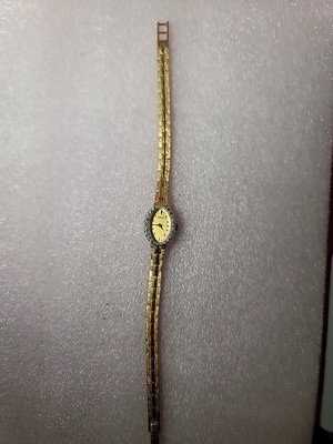 Pulsar Quartz Ladies Watch V400 4411 Gold Tone Oval Bracelet Band Silver Bezel 