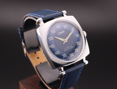 Vintage ORIS Swiss Hand-Wind Classic Mechanical Collectible Men s Wrist Watch
