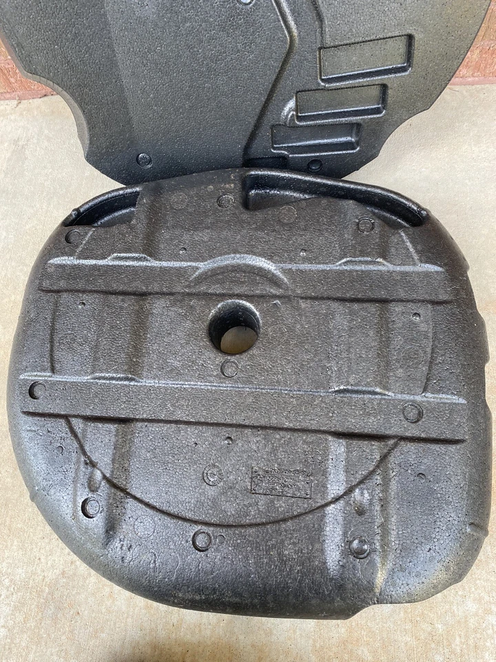 08-10 BMW E60 528i 528xi Sedán Maletero Carga Instrumento Soporte Bandeja Inferior (3190) Foto 3 de 4