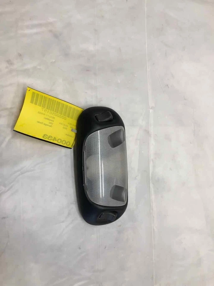 2000 FORD MUSTANG Coupe Rear Interior Ceiling Reading Light Lamp Overhead Dome - Image 2 of 4