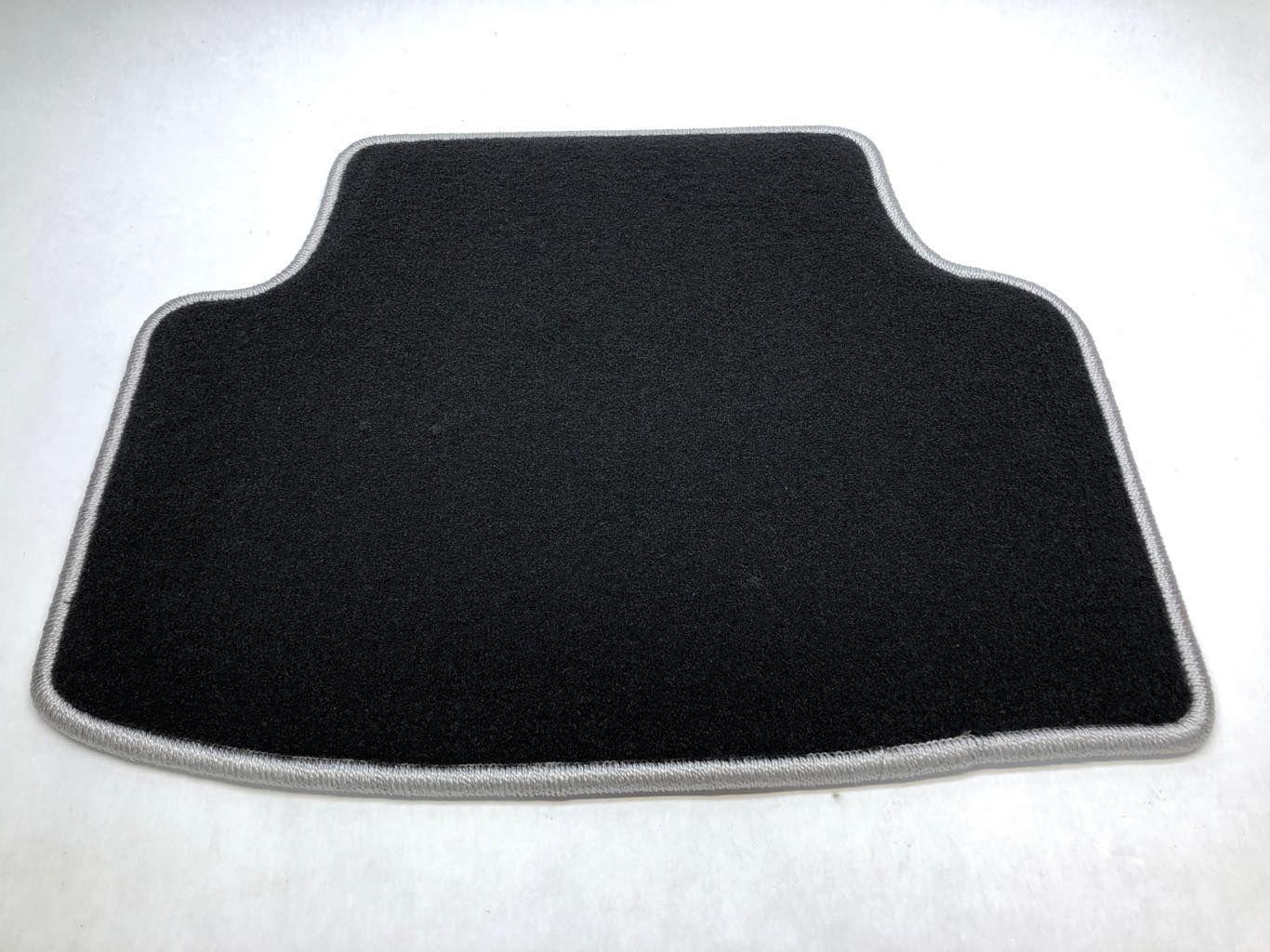 2023 Volkswagen Taos Floor Mats Set Of 4 Dealer Takeoff Black Silver