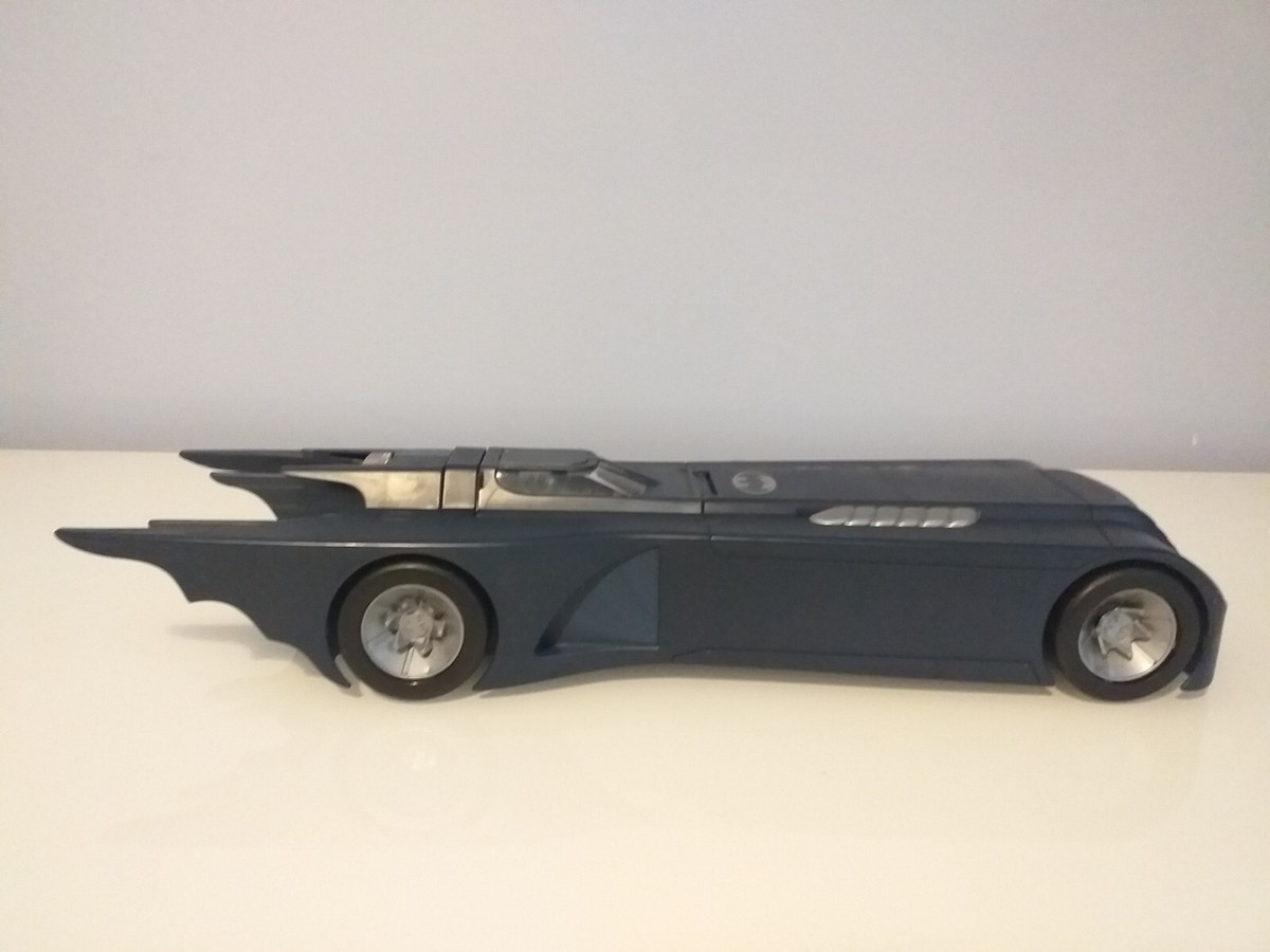 Vintage Batmobile Batman animated serie Kenner vintage DC
