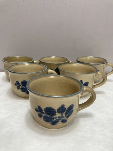 Pfaltzgraff Folk Art Tan And Blue Coffee/Tea/Cups Mugs Vintage Set Of 6