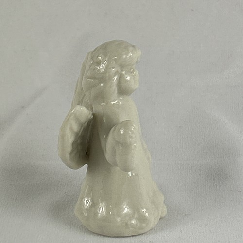 Angel Figurine 2.5" Holds Ornament White Porcelain Christmas - Picture 4 of 5