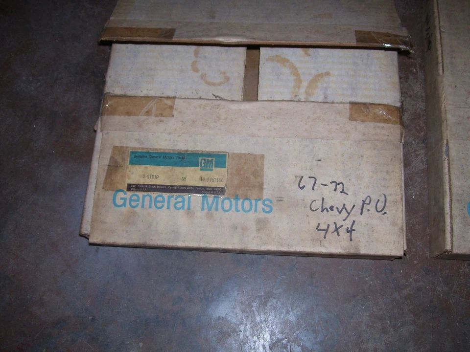 Sellos de puerta de camioneta Chevrolet C10 1960-1966 GM NUEVO DE LOTE DE PIEZA 3767156 Foto 3 de 4