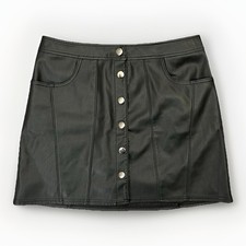 Express Women's Faux Leather Skirt Size 6 Black Front Button Closure Pockets