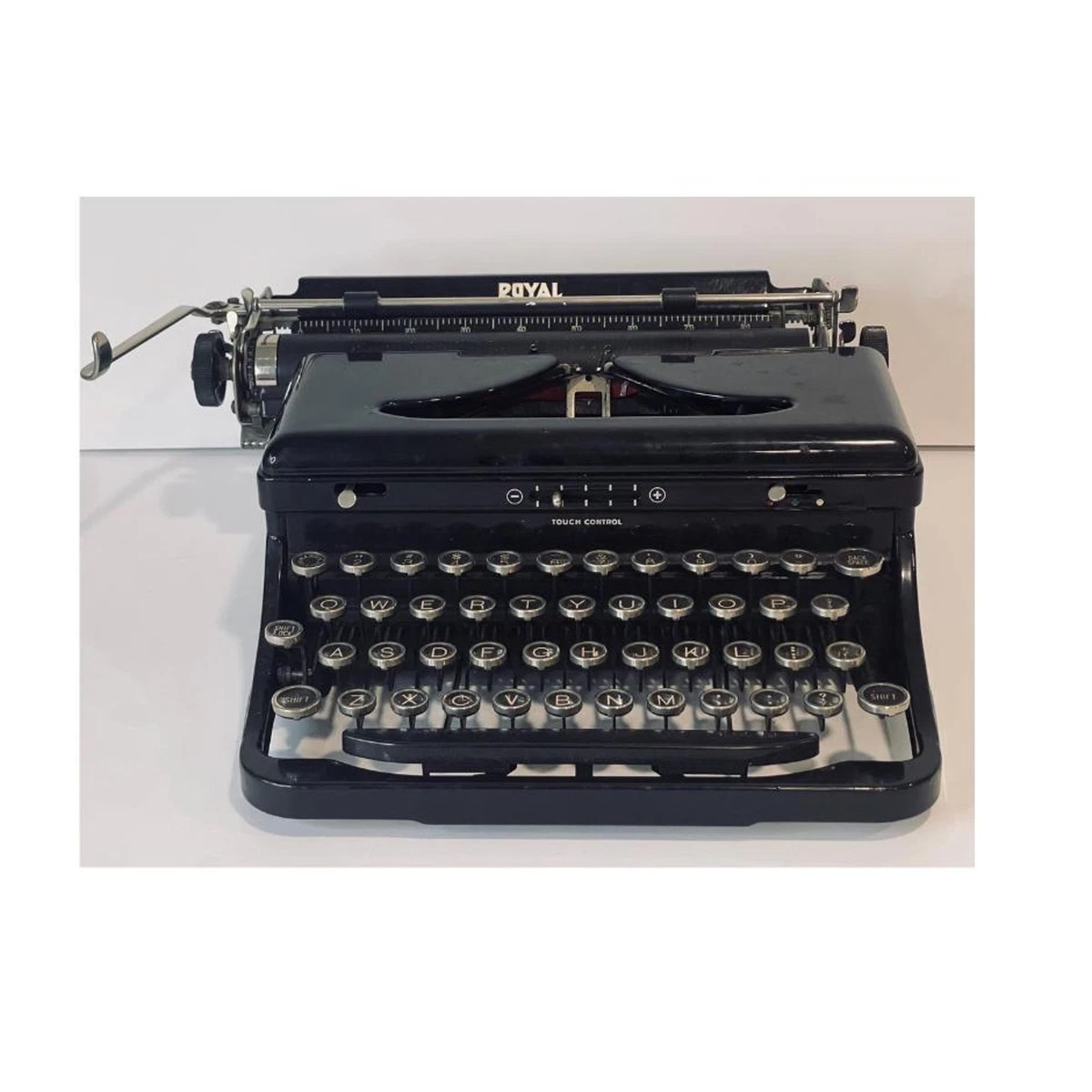 Antique Royal Typewriter In Antique Mercantile, Trade & Factory