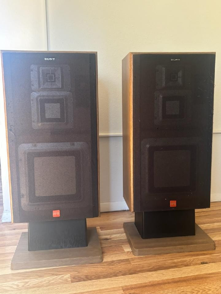 Sony APM-690 Speakers VERY GOOD CONDITION SOUND TESTED RARE