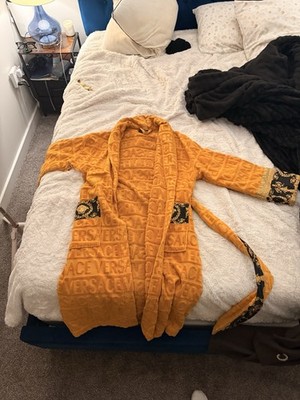 Versace Baroque Logo Bathrobe Gold Size L,NFC Authenticated, Minor Repair Needed