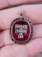 1994 TEXAS TECH RED SWC SOUTH WEST CONFERENCE CHAMPIONSHIP PENDANT RARE