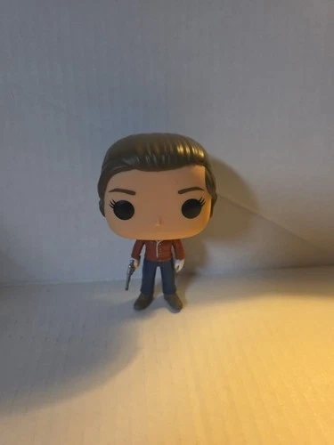 Funko 2017 Pop Vinyl Figure Stranger Things #514 Nancy Wheeler w/ Gun
