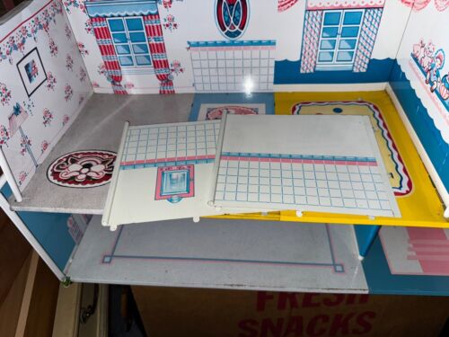Vintage Superior Tin Lithograph Doll House DOLLHOUSE MCM - Picture 4 of 4