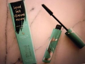 thrive brynn mascara
