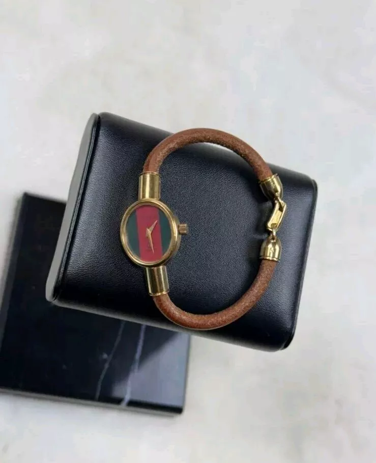 Authentique montre bracelet GUCCI Sherry Line Panglou