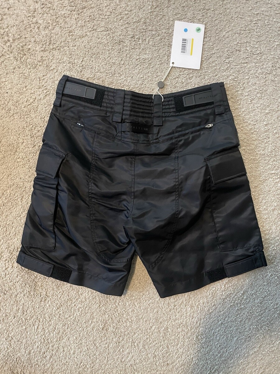 Men's 1017 Alyx 9SM Nylon Tactical Cargo Shorts Size 50 Large