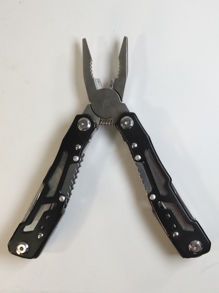 Multi Tool Spring Loaded Needle Nose Pliers With Cutter Plus 8 Blade/Tools Black
