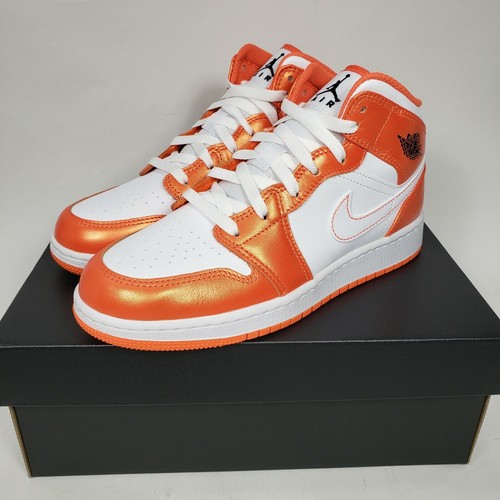Nike Air Jordan 1 Mid Metallic Orange 