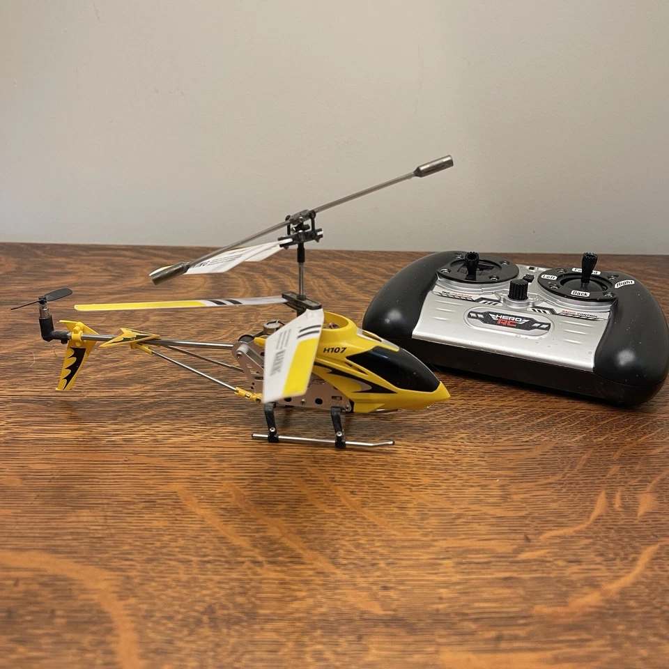 NIB Syma Gyroscopes System S107 Metal Series 3 Channel RC Mini Helicopter - Image 3 of 4
