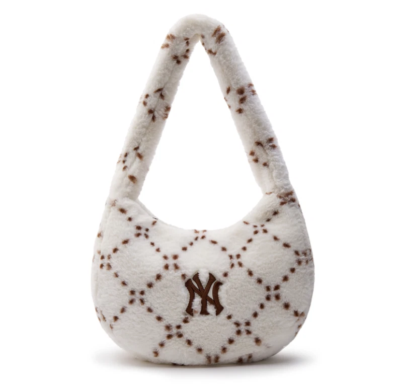 MLB KOREA New York Yankees Diamond Monogram Fur Hobo Bag, White