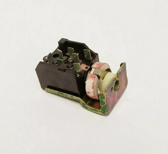 GP Sorensen Headlight Switch LS63 LS32 NOS SHIPS FREE - Изображение 4 из 4