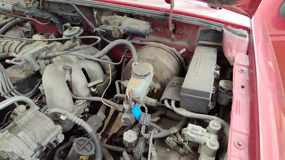 Mazda B2500 1998-2001 potenciador de freno con juego de pares de cilindros maestros OEM Foto 2 de 4