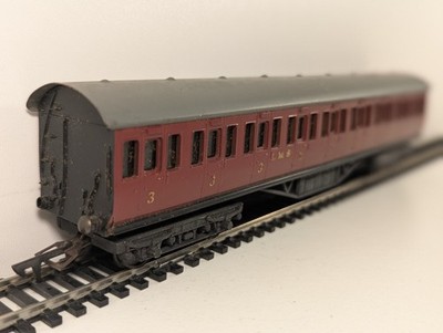 Graham Farish Spurweite OO LMS weinrot Vor-Verbundwagen