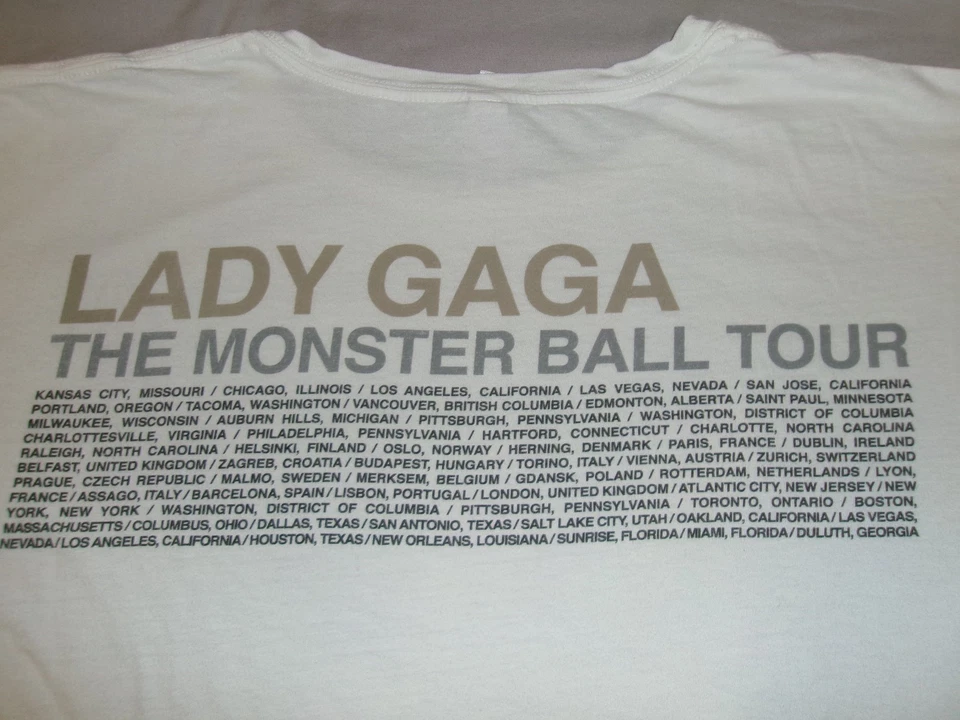 LADY GAGA T SHIRT XL 2009 MONSTER BALL TOUR ~ DANCE IN THE DARK ~ CITIES ON BACK - Image 3 of 4