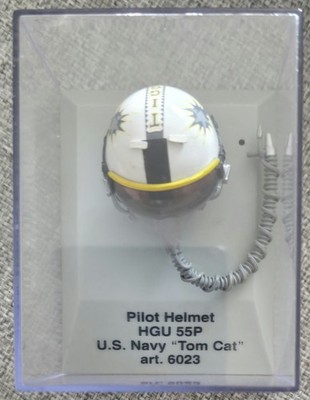 CDC ARMOUR US Navy Tom Cat HGU 55P Jagdflieger 1:8 Vitrinenmodell Helm