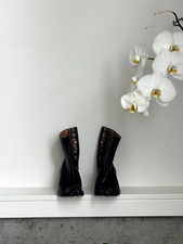 MAISON MARGIELA Tabi split-toe leather ankle ...