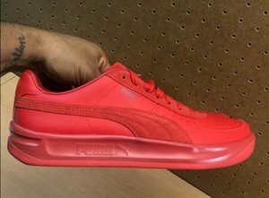 puma suede triple red