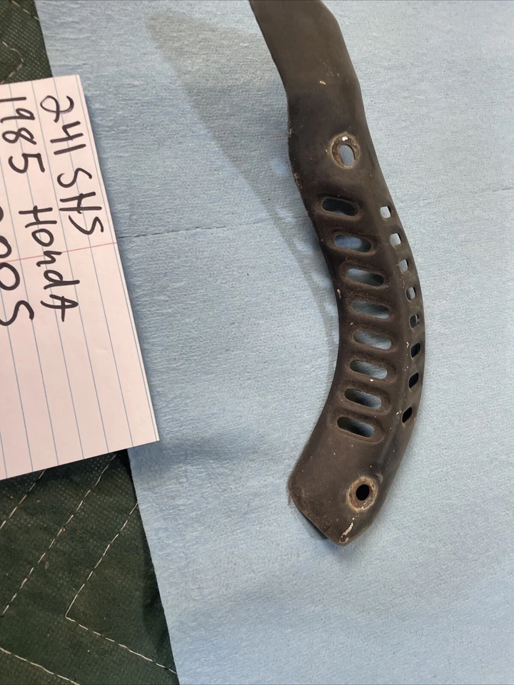 1985 Honda ATC 200 S exhaust guard shield 241 - Image 4 of 4