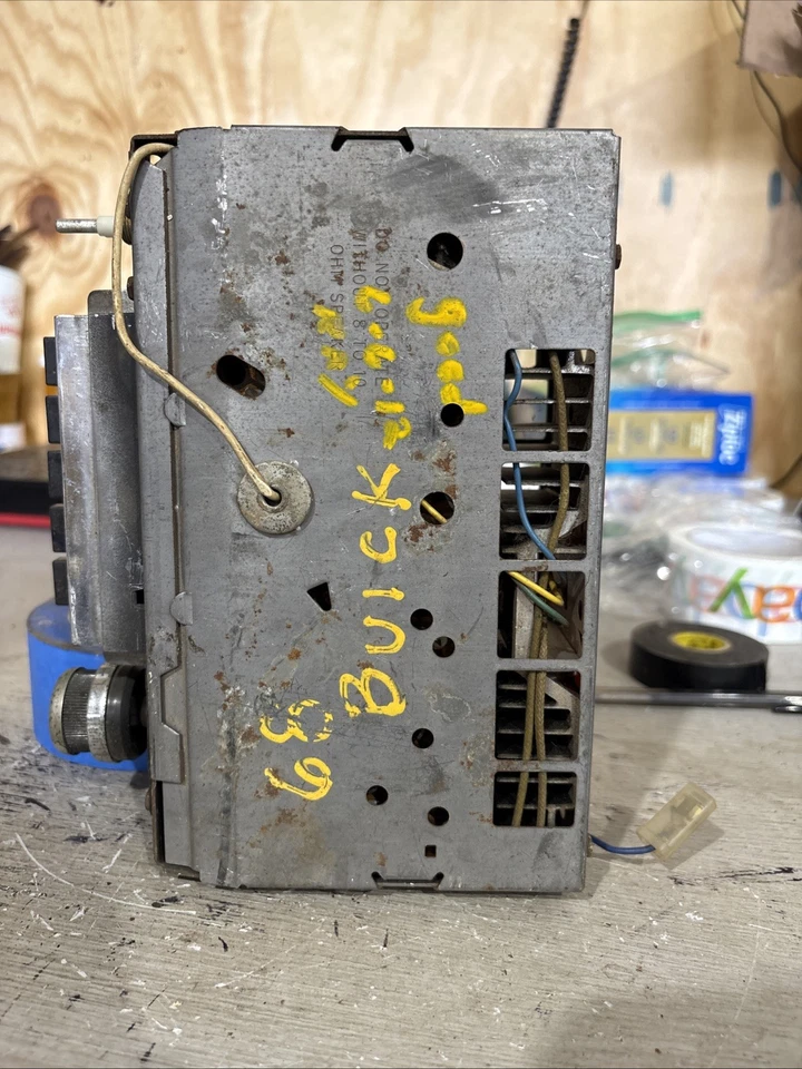 RADIO ORIGINAL BUICK RIVIERA SKYLARK 1968 1969 MODELO # 7302524 Foto 4 de 4
