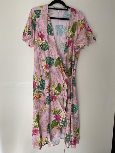 Wrap dress 