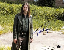 Tom Payne "Jesus" Signed 11x14 The Walking Dead Photo Beckett