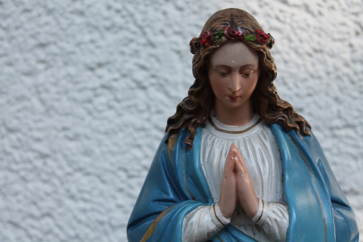 Maria-Betend-Statue-Figur-Heiligenfigur-Höhe ca. 42 cm