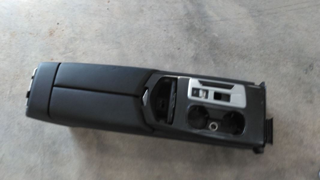 Maserati Ghibli 2014-2017 Center console P/N 150063