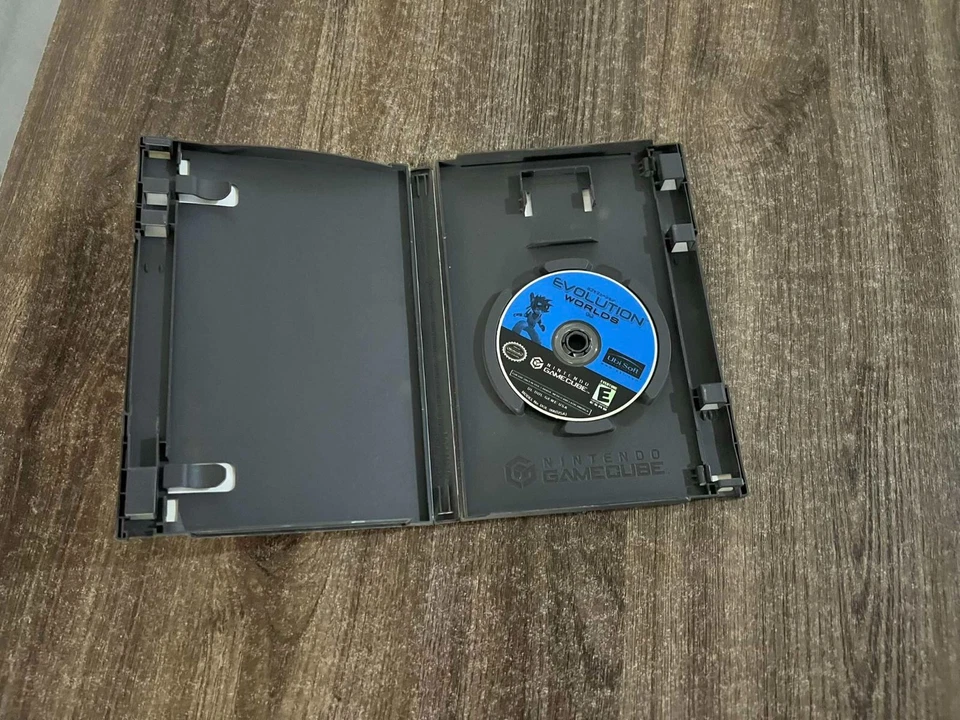 Evolution Worlds (Nintendo GameCube, 2002) No Manual! Tested & Working! - Image 2 of 4