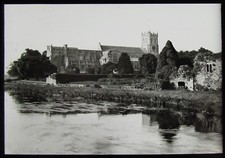 Glass Magic Lantern Slide CHRISTCHURCH PRIORY & CHURCH C1910 OLD PHOTO ENGLAND