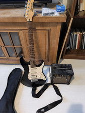 Yamaha Eterna E-Gitarre mit Zubehör