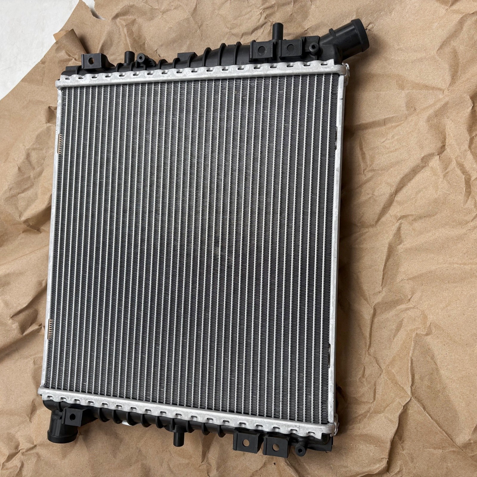 Audi R8 Spyder 2007-2015 Radiator P/N 420121252B