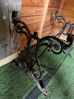 Cast Iron Pub Table Base Pick Up From Newcastle NE6 2TA