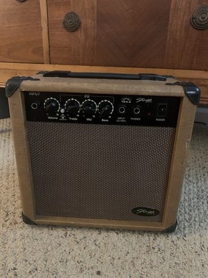 Stagg 10 AA acoustic guitar amplifier