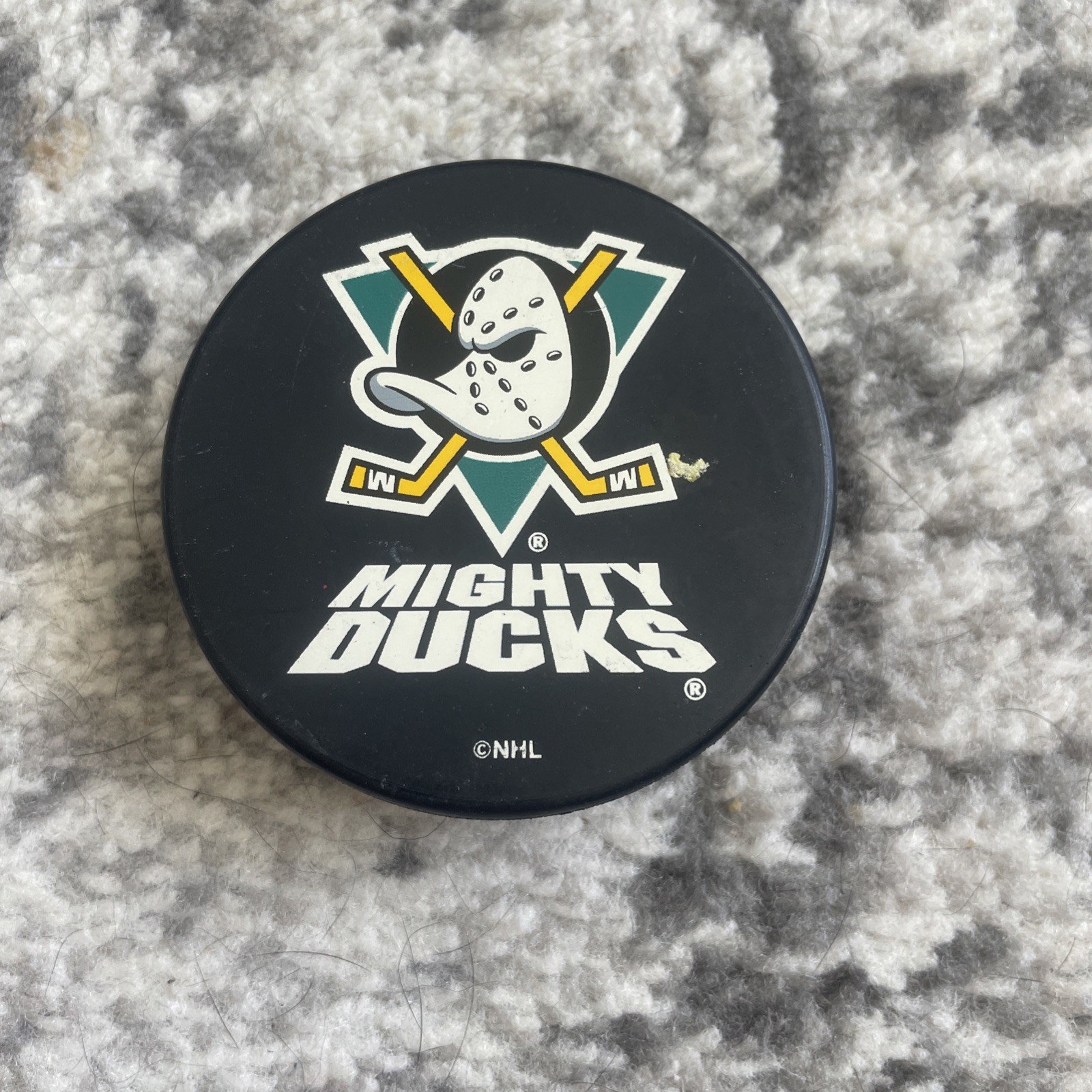 Mighty Ducks Offical NHL Hockey Puck
