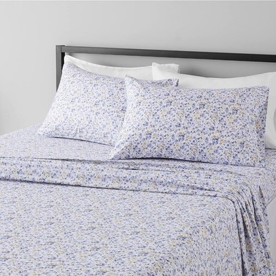 Amazon Basics Lightweight Breathable Super Soft Easy Care Microfiber 4-Piece Bed