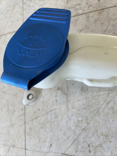 Fits 2010 - 2015 AUDI Q7 3.0L Washer Bottle Reservoir w Pump 4L0955453D - Bild 2 von 15