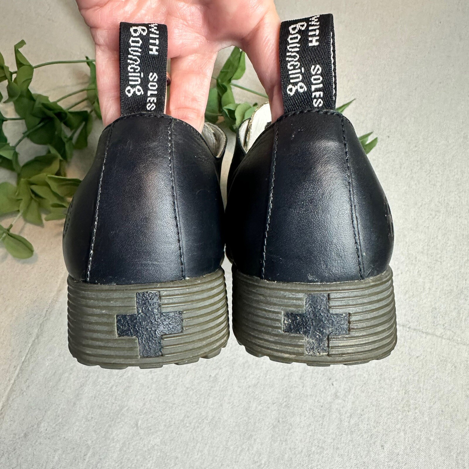 Dr. Martens Women's 10 / Men's 9 Zebra Mary Jane Cree… Gem