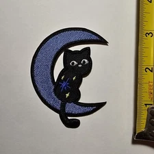 BLUE CRESENT MOON CAT KITTEN CATS KITTY P78 PATCH BADGE EMBROIDERY CREST