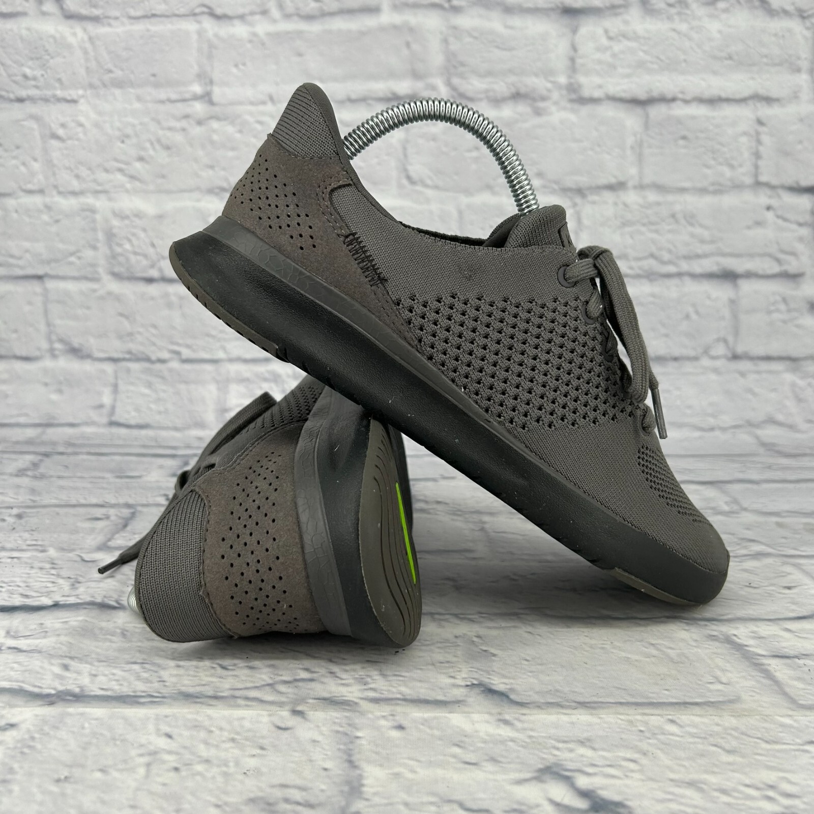 Kizik Lima Men Sz 7.5 Graphite Comfort Running Walking Gym Shoes Hands Free Gray